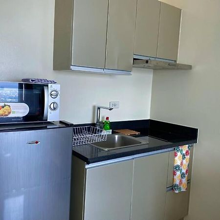 Makati Penthouse With Stunning City Skyline View Manila Eksteriør billede