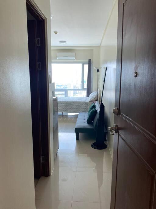 Makati Penthouse With Stunning City Skyline View Manila Eksteriør billede