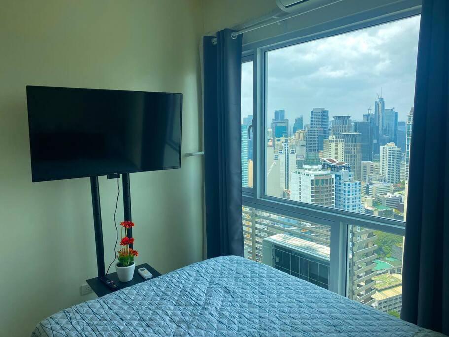 Makati Penthouse With Stunning City Skyline View Manila Eksteriør billede