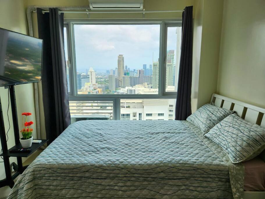 Makati Penthouse With Stunning City Skyline View Manila Eksteriør billede